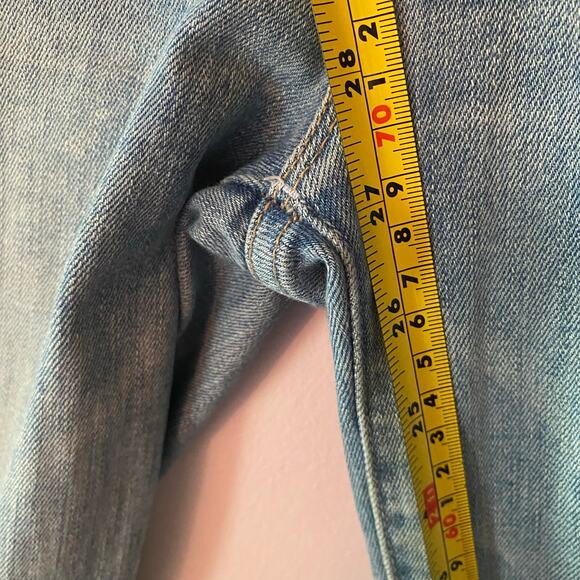 Mother Women's size 27 The Stunner Ankle Fray in Dreamer Distressed Button Fly - Picture 13 of 15